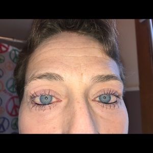 Meet your Posher, Cynthia